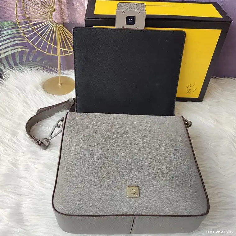 Affordable Medium Grey Messenger Leather Fendi In Romano Baguette Cuoio 0610